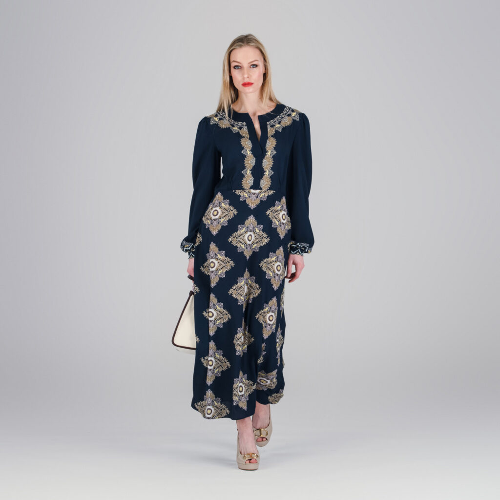 13-1-frauen-Silbermann-dresden-etro-shopping-mode-altmarkt-zentrum-marken-luxus-einkaufen-fashion